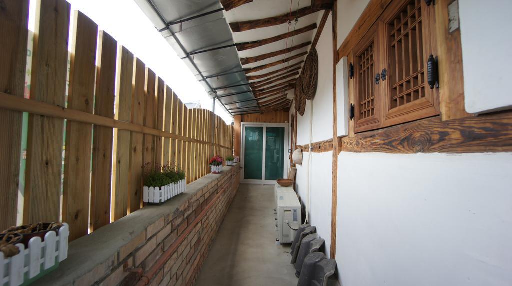 ג'אונג'ו 1928 Suimmaru Hanok Guesthouse מראה חיצוני תמונה