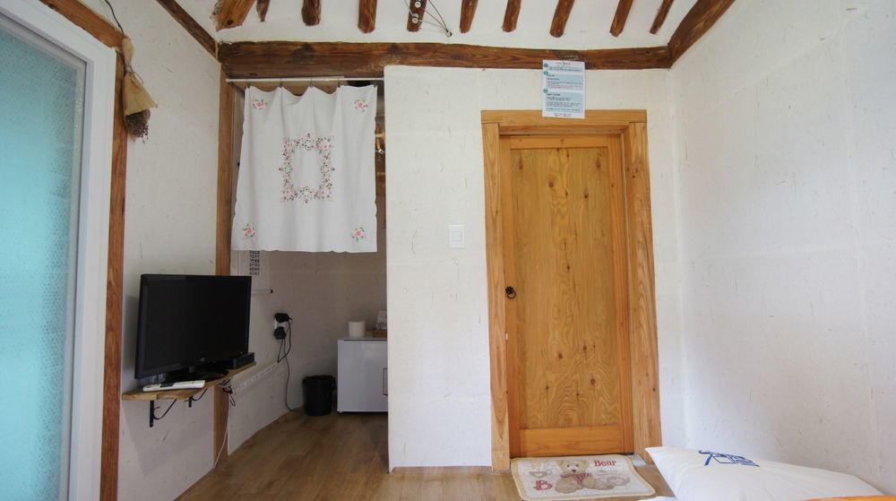 ג'אונג'ו 1928 Suimmaru Hanok Guesthouse מראה חיצוני תמונה